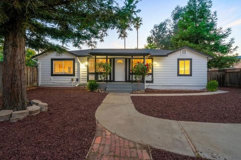 Photo of 1131 Shamrock Drive, Campbell, CA 95008 (MLS # ML82049975)
