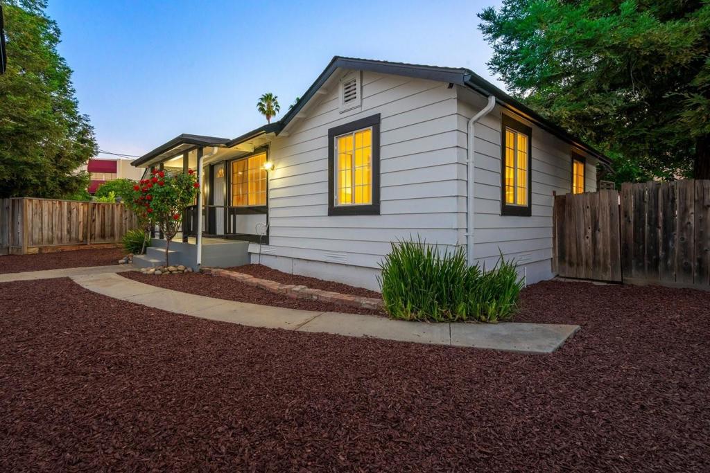 1131 Shamrock Drive
