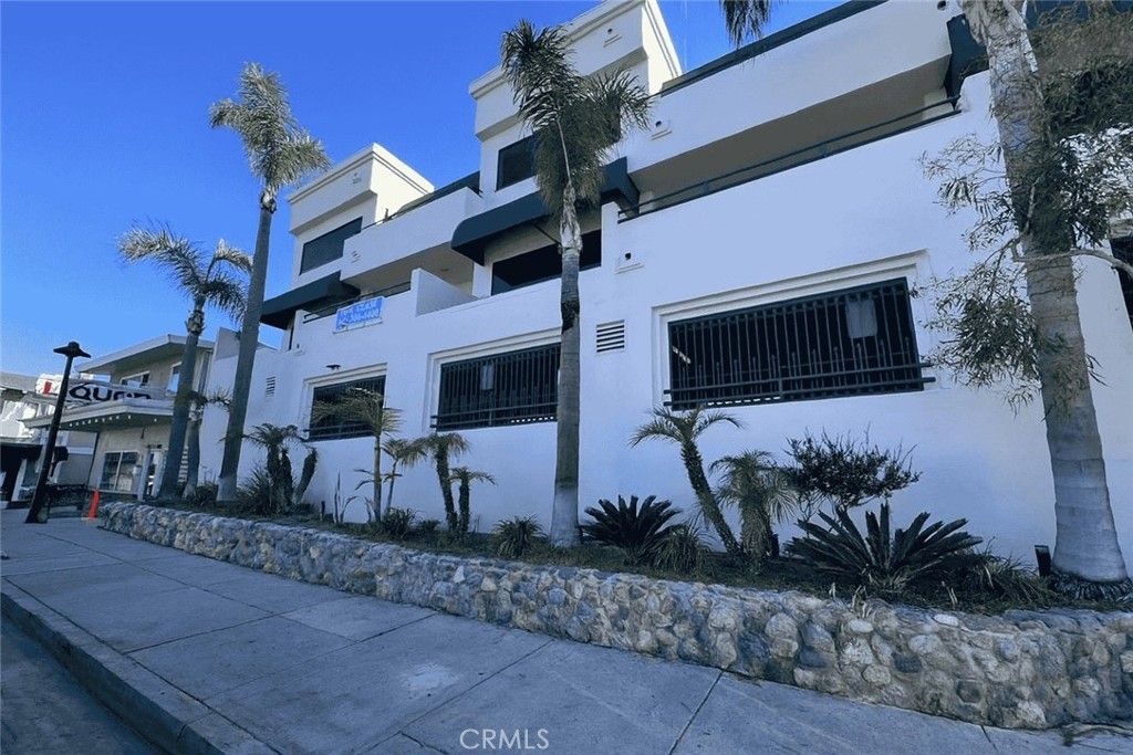 Photo of 31642 S Coast Highway S #102, Laguna Beach, CA 92651 (MLS # OC25243659)