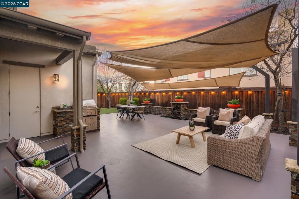 836 Griffon Court