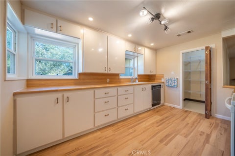 Tiny photo for 3500 Pioneer LN, Redding, CA 96001 (MLS # SN26225461)