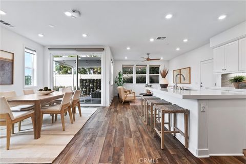 225 Denali Lake Forest CA 92630