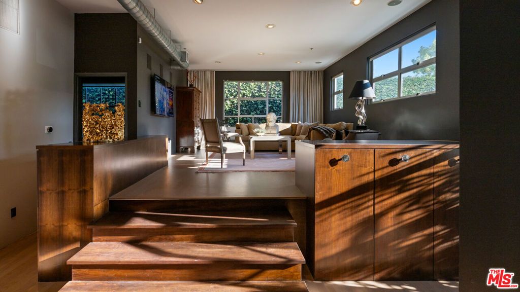 Photo of 710 N Orlando Avenue #101, West Hollywood, CA 90069 (MLS # 26653285)