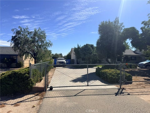 Photo of 8283 Langdon AVE, Hesperia, CA 92345 (MLS # HD26190356)