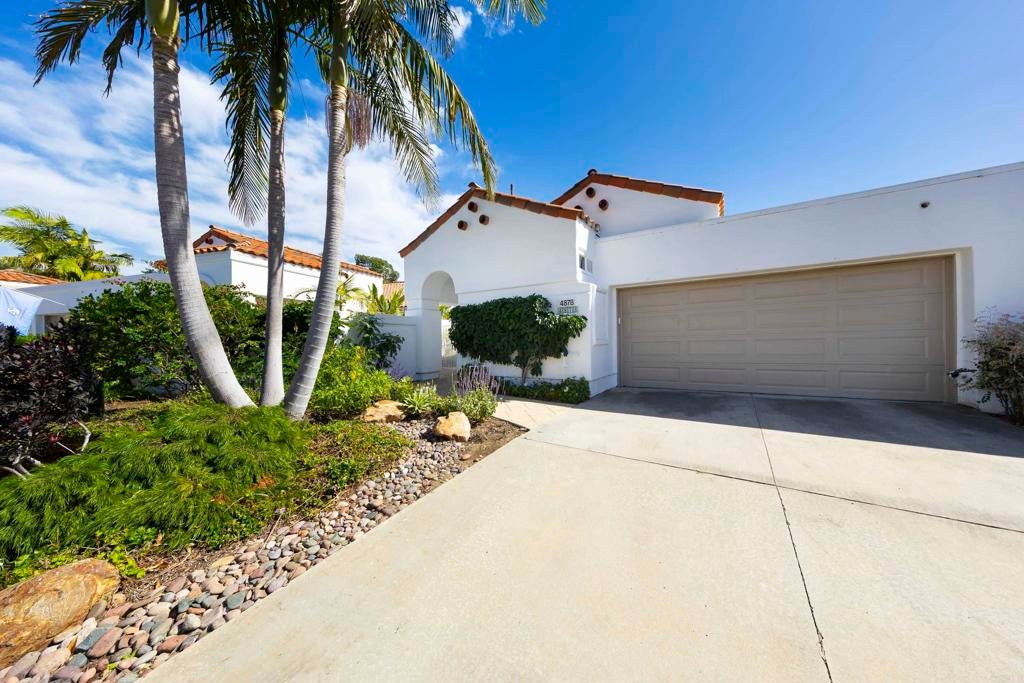 4878 Galicia Way