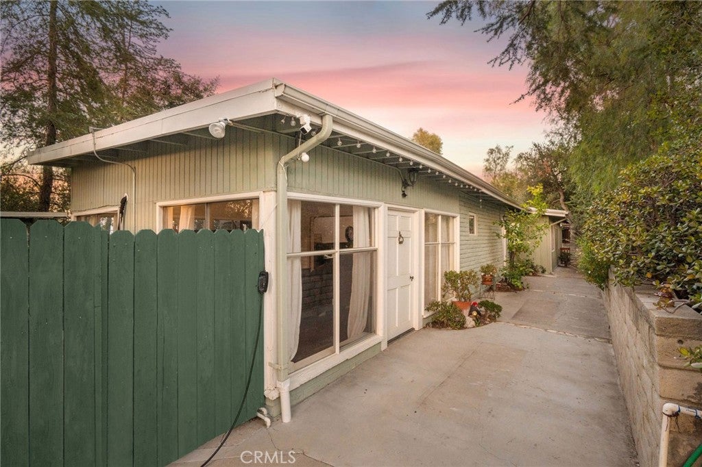 3582 Elm Drive