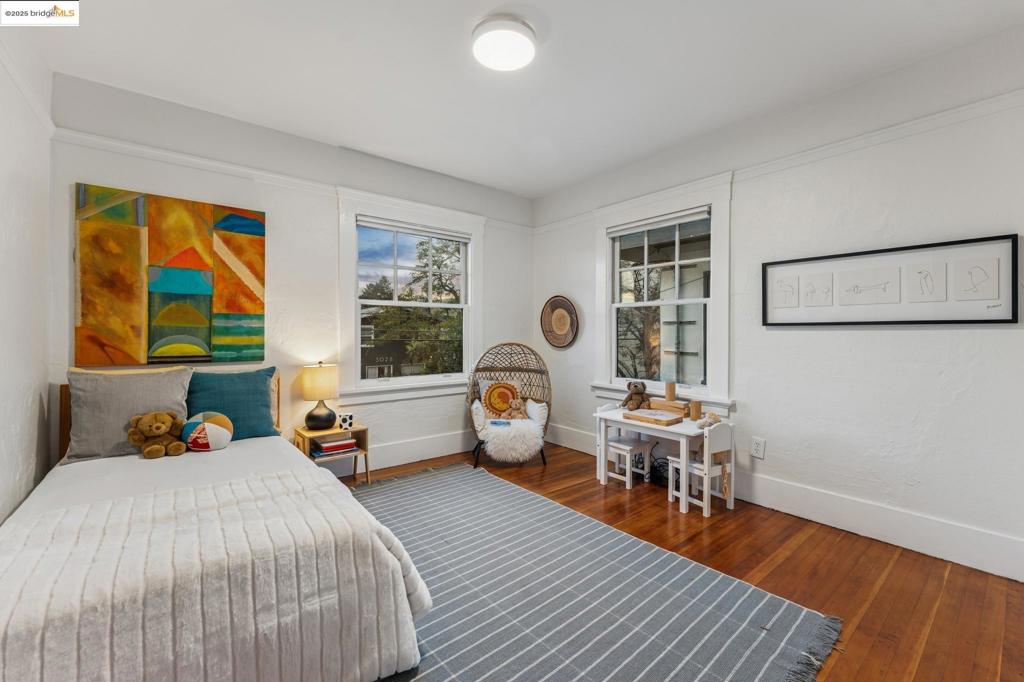 ELMWOOD - Residential