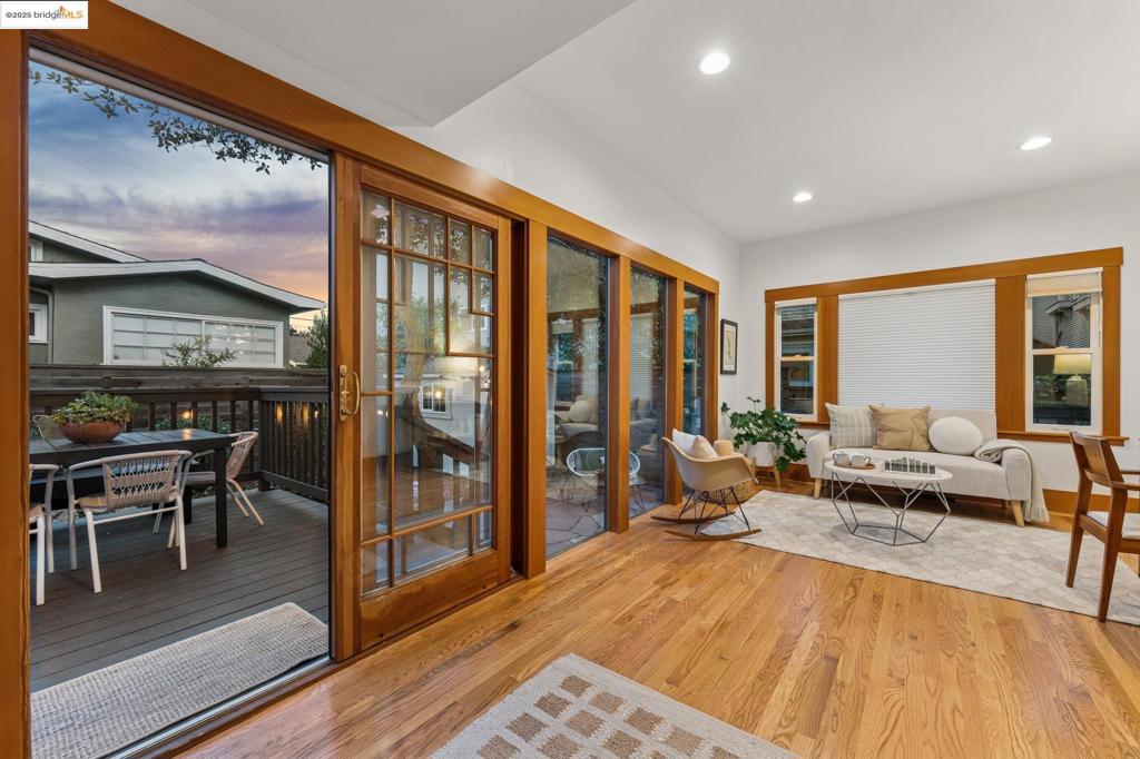 ELMWOOD - Residential