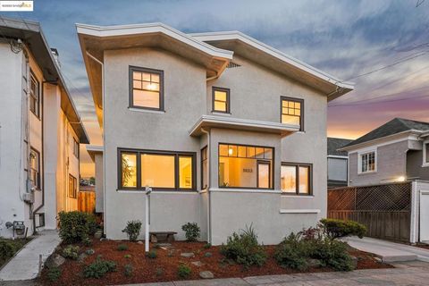 Photo of 3033 Regent St St, Berkeley, CA 94705 (MLS # 41116744)