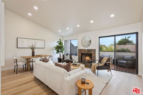 164 W 220th Street 10 Carson CA 90745