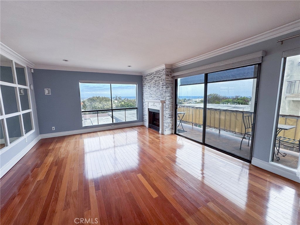 665 W 24th Street 208