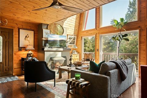 446 Cedarbrook Drive Lake Arrowhead CA 92391