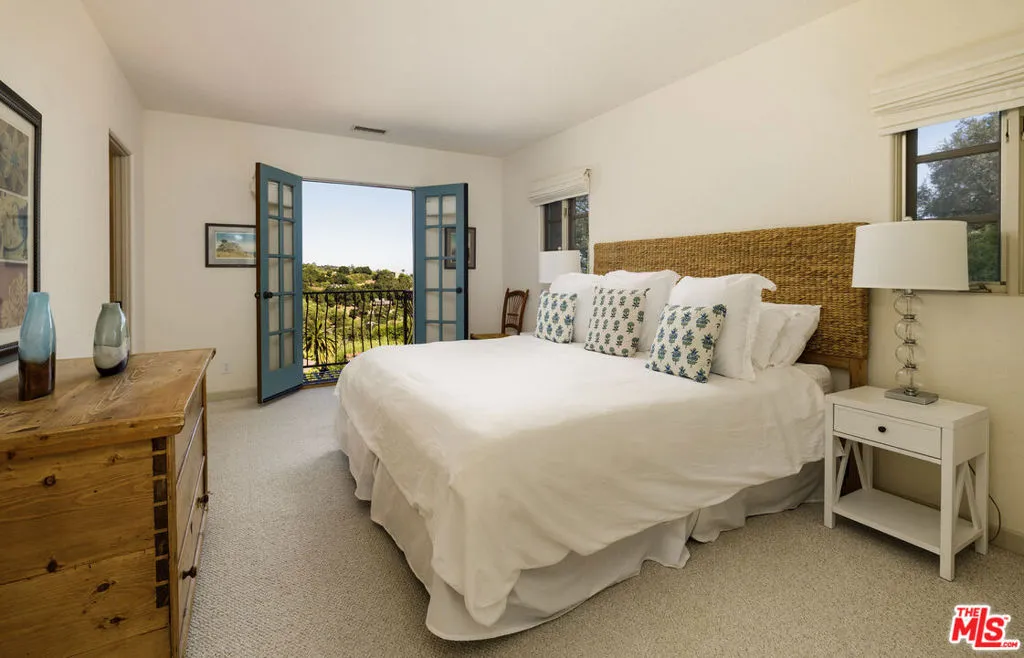 Santa Barbara, California 93105, United States, 4 Bedrooms Bedrooms, ,4 BathroomsBathrooms,Residential,Active,175727