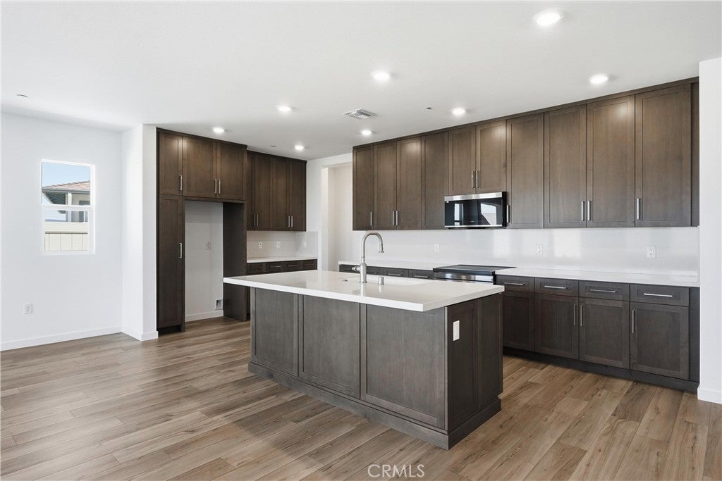 3245 E Avenue J-3