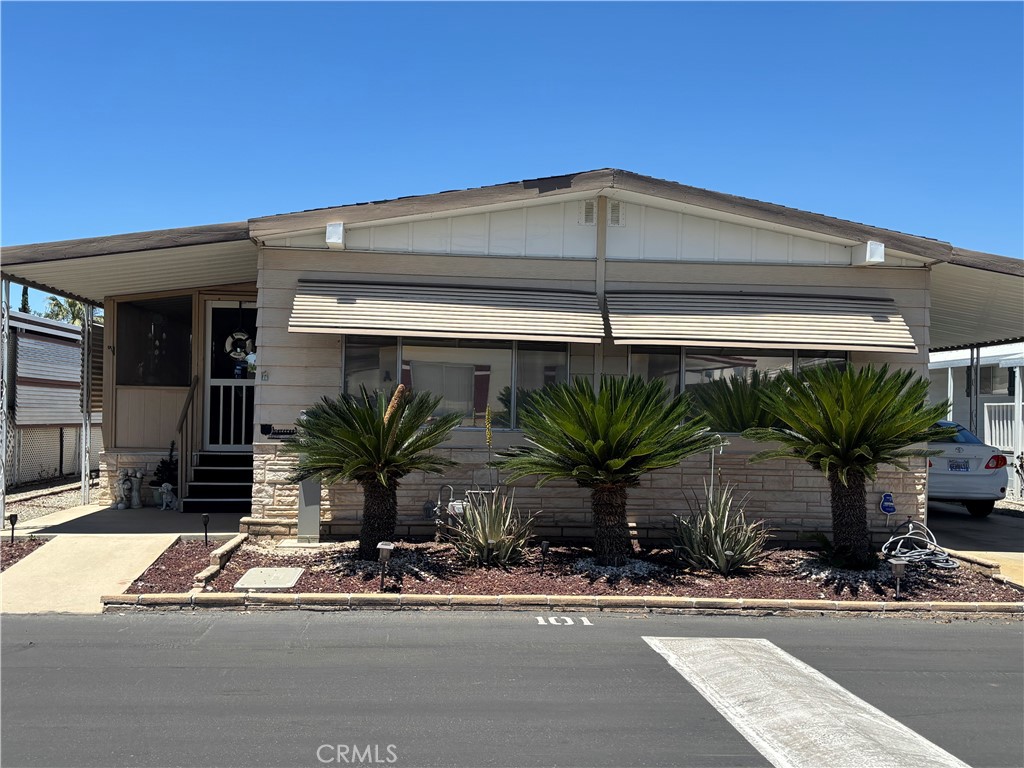 Photo 1 of 32 — 655 E Main Street 101, San Jacinto, CA 92583