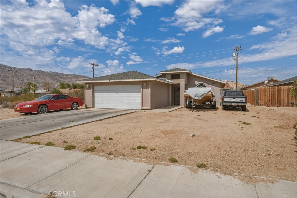 6636 Cholla Avenue