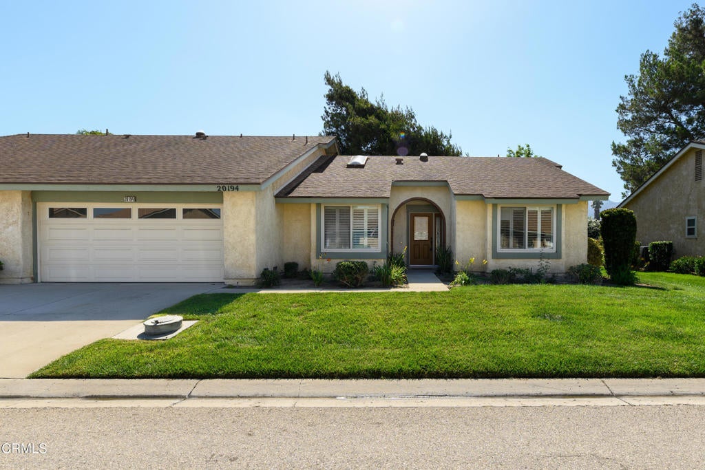 20194 Village 20