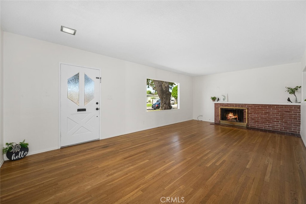 Los Altos/North of Fwy (LNF) - Residential