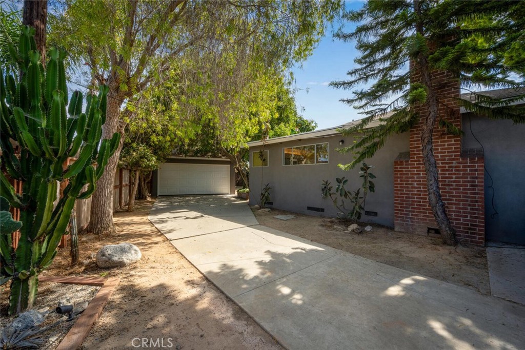 Los Altos/North of Fwy (LNF) - Residential