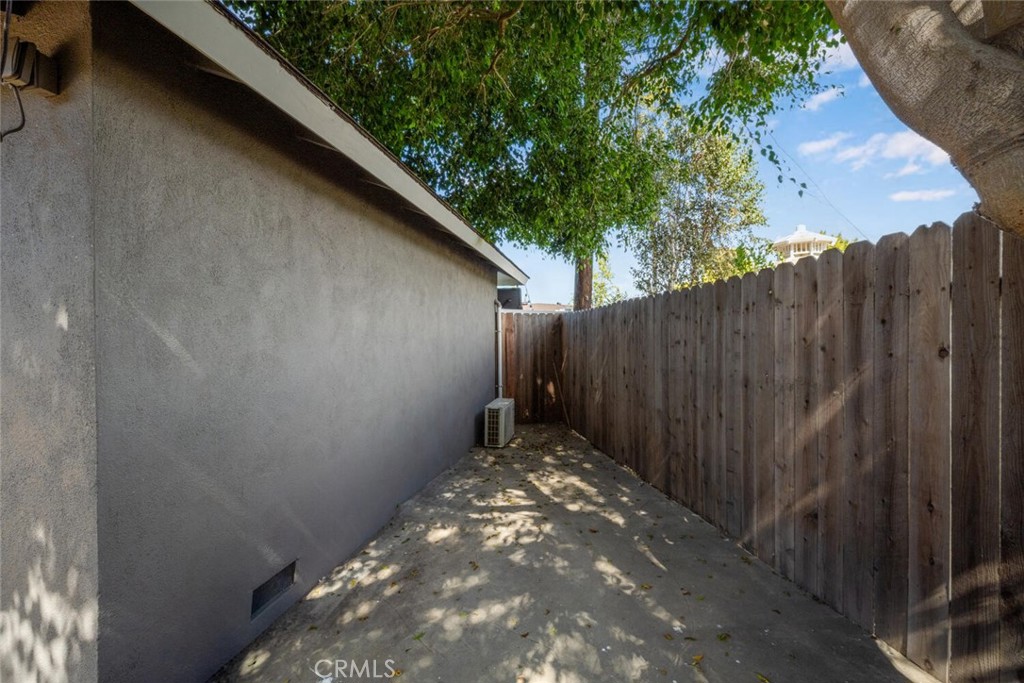 Los Altos/North of Fwy (LNF) - Residential