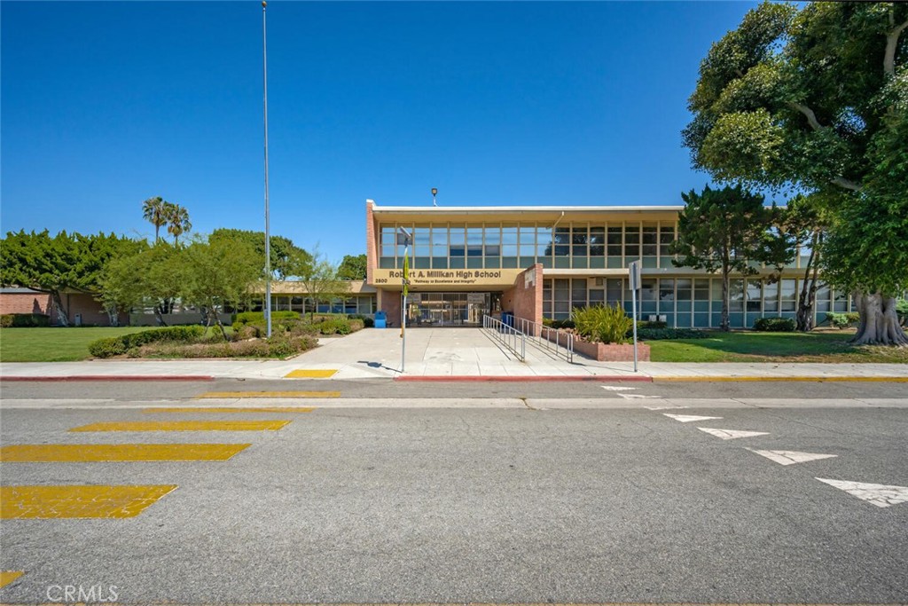 Los Altos/North of Fwy (LNF) - Residential
