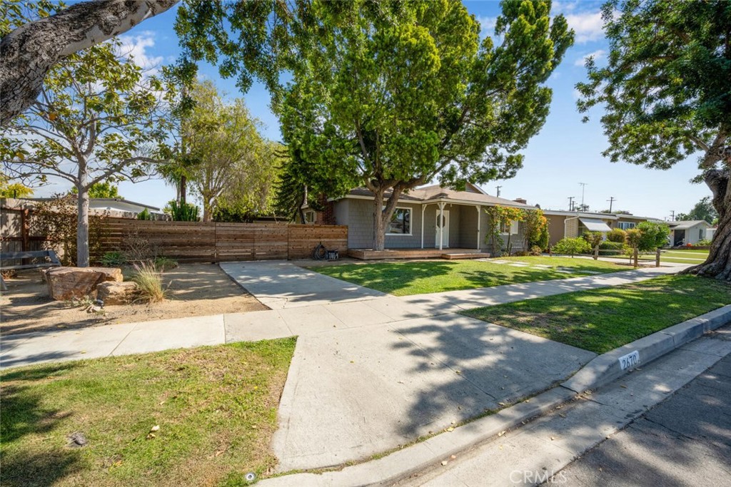 Los Altos/North of Fwy (LNF) - Residential