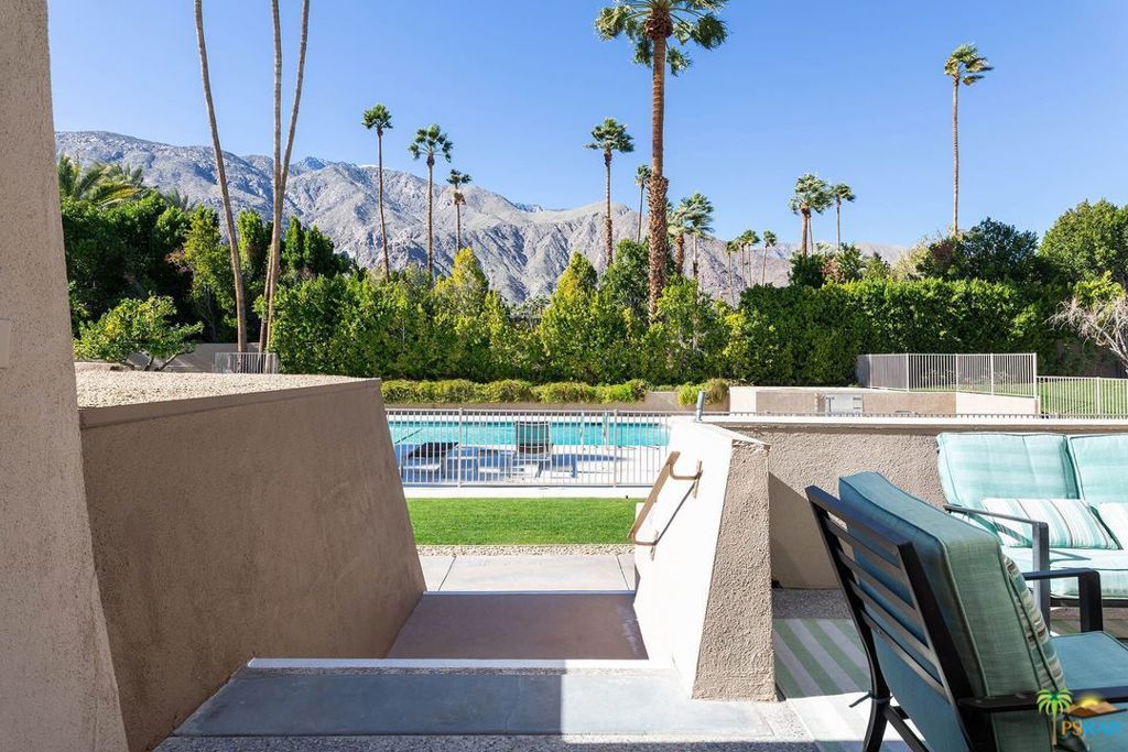 LasPalmas-LaSiestaVillas - Residential Lease