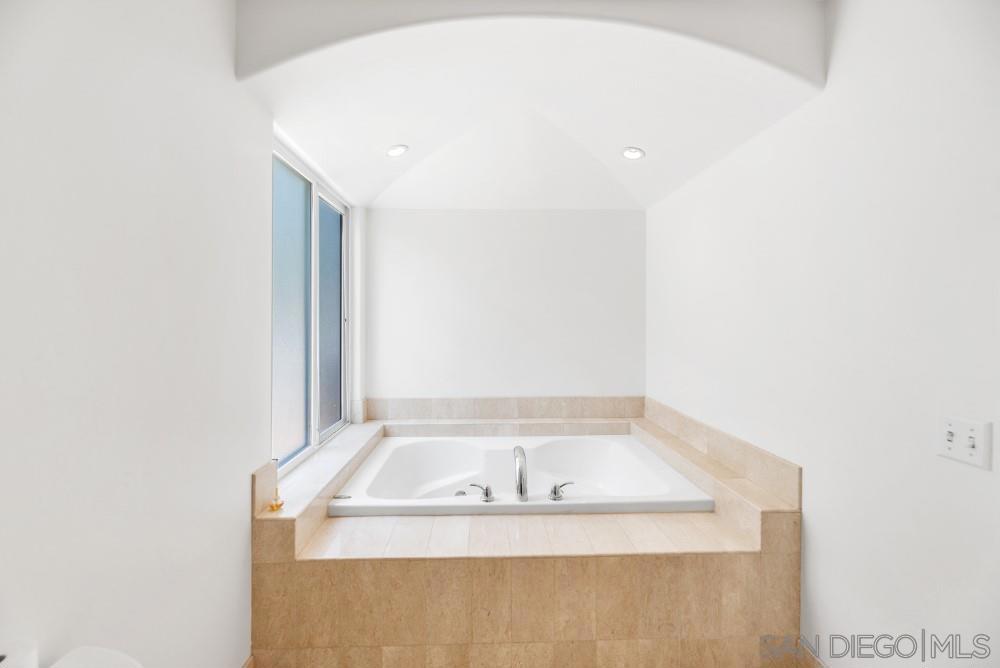 Carlsbad East - Residential Lease