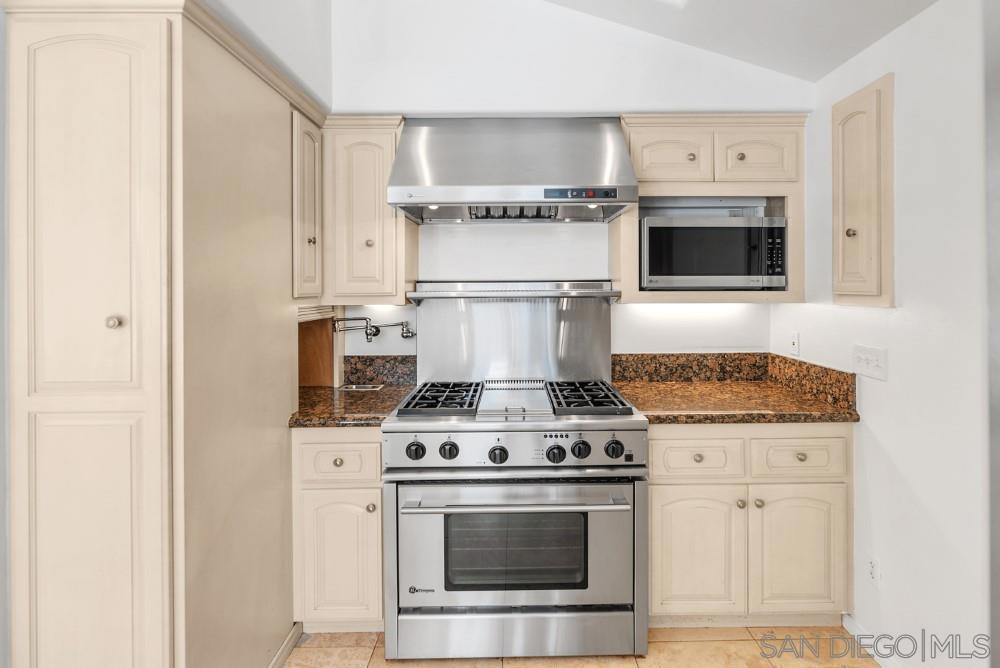 Carlsbad East - Residential Lease