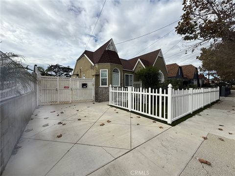 Photo of 1555 McDonald Avenue, Wilmington, CA 90744 (MLS # IV25265684)