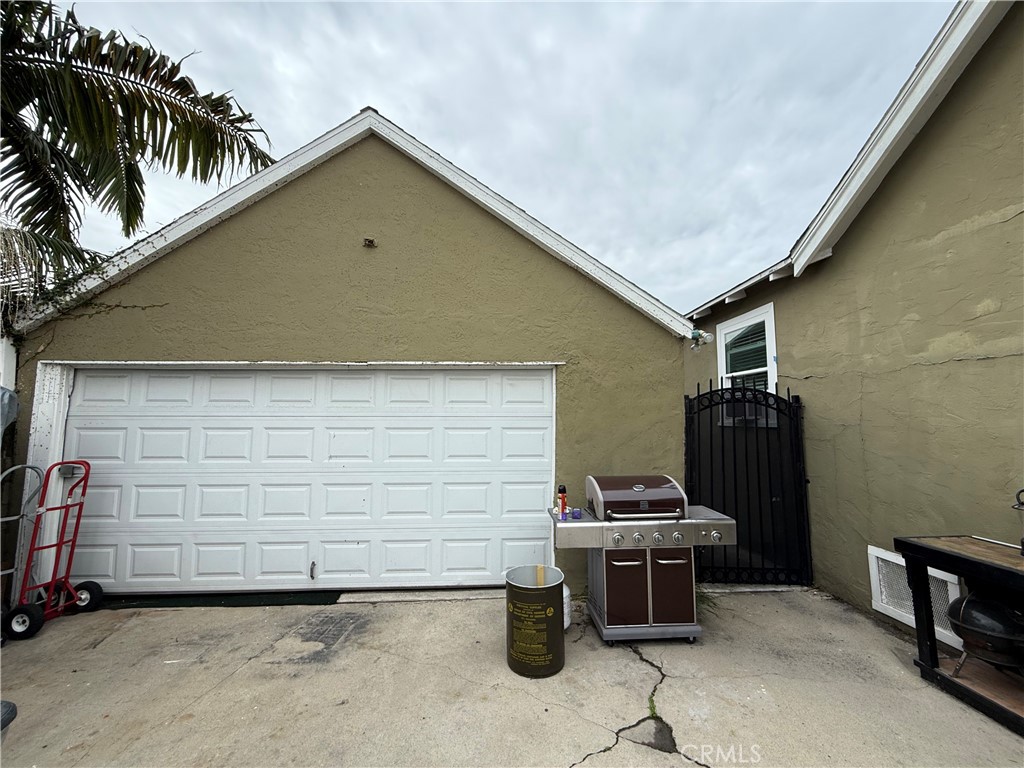 1555 McDonald Avenue