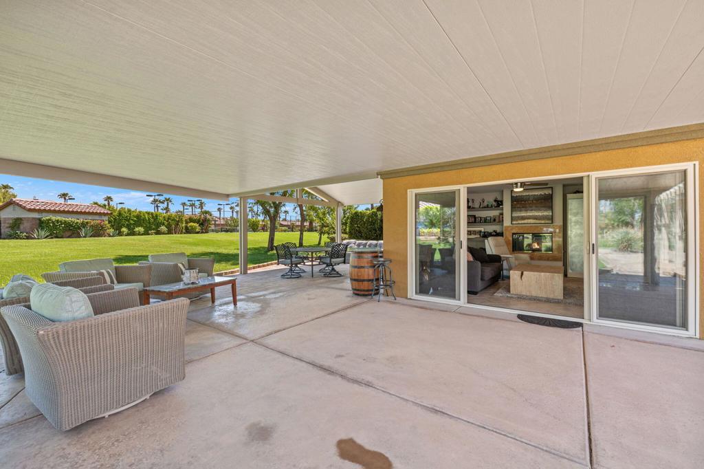 Vineyards Mtr Coach - Residential