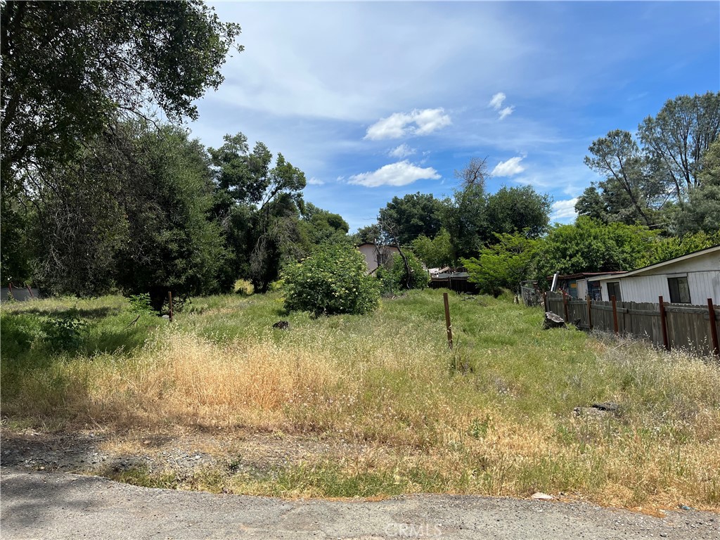 Land for sale in beautiful Clearlake, CA. Close to downtown's amenities and access to the lakes beaches and parks. Lots measurements are 116 x50. Clearlake is the largest fresh water lake in California and offers endless outdoor activities for the nature enthusiast, including amazing hiking, fishing, and boating as well as a burgeoning wine scene. Come build your home where the cost of living still remains low for California but the natural beauty and scenery is second to none. All utilities at the street. Possible owner financing.