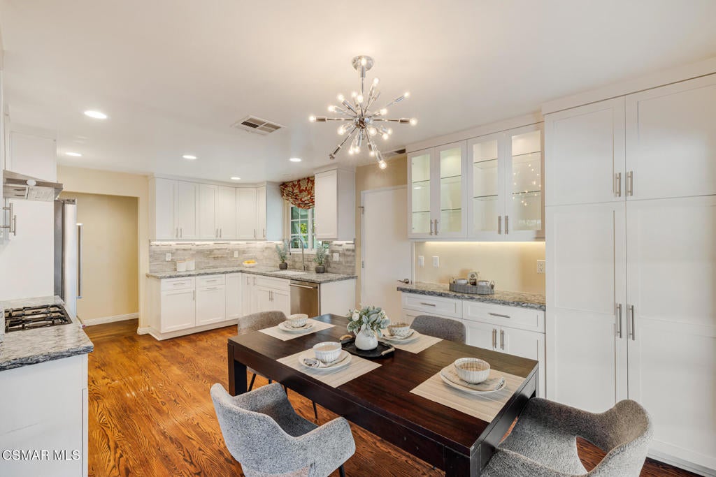 3792 Danmont Court