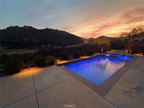 Tiny photo for 24008 Schoenborn Street, West Hills, CA 91304 (MLS # SR26026446)