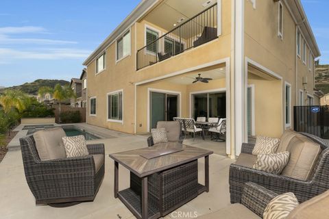 Tiny photo for 24008 Schoenborn Street, West Hills, CA 91304 (MLS # SR26026446)