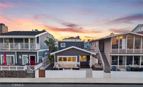 Photo of 121 E Balboa Blvd, Newport Beach, CA 92661 (MLS # OC26064602)