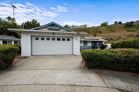 1549 Corta Del Sur Lemon Grove CA 91945