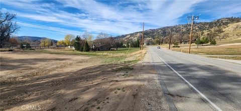 Photo of 26600 Bear Valley Road, Tehachapi, CA 93561 (MLS # OC25282365)