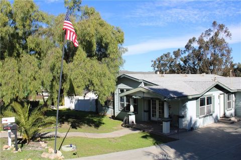 16350 Stevens Lake Elsinore CA 92530