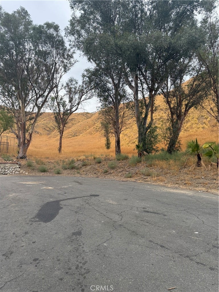 3448 N Beverly Drive