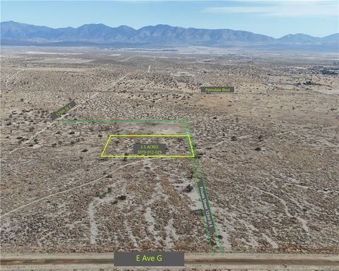 Photo of 0 E Avenue Q, Littlerock, CA 93543 (MLS # IV25115133) Photo of 0 E Avenue Q, Littlerock, CA 93543 (MLS # IV25115133)