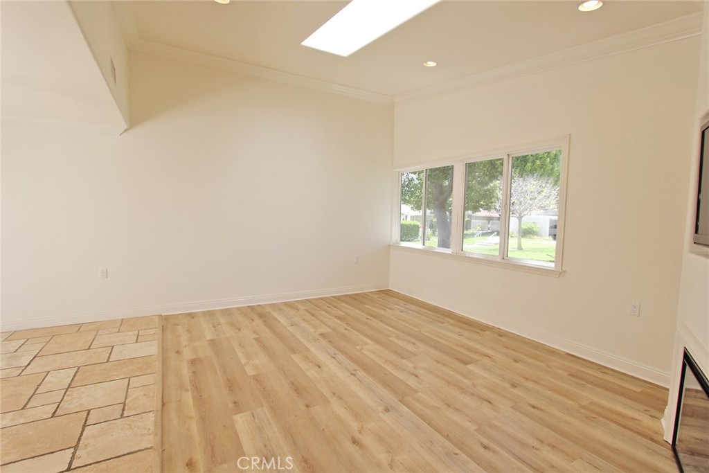 385 Avenida Castilla D