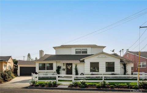 12024 Parrot Downey CA 90242