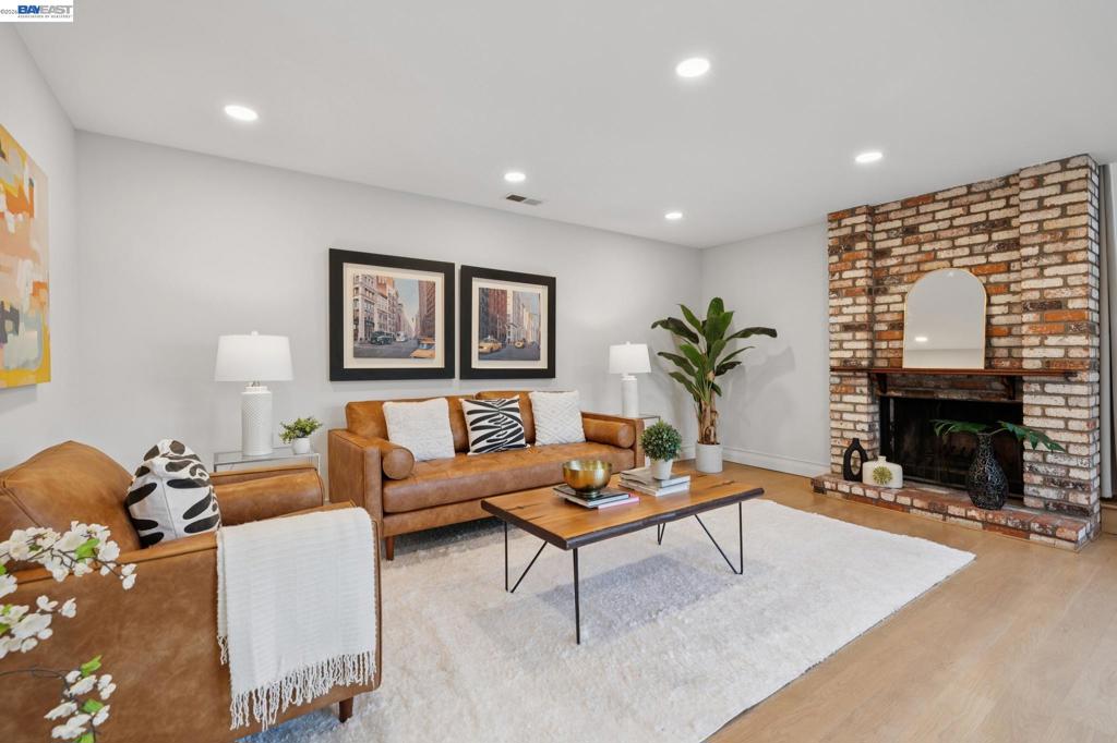 3547 Magnolia Dr