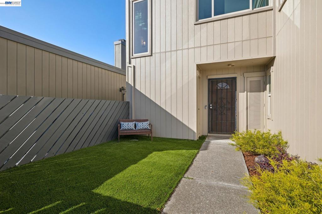 3547 Magnolia Dr