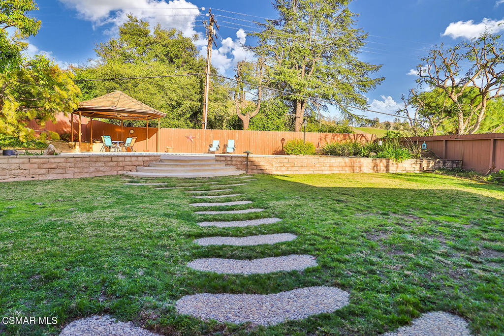 5260 Edgeware Drive