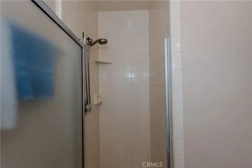 Anaheim, California 92805, United States, 5 Bedrooms Bedrooms, ,2 BathroomsBathrooms,Residential,Active,151842