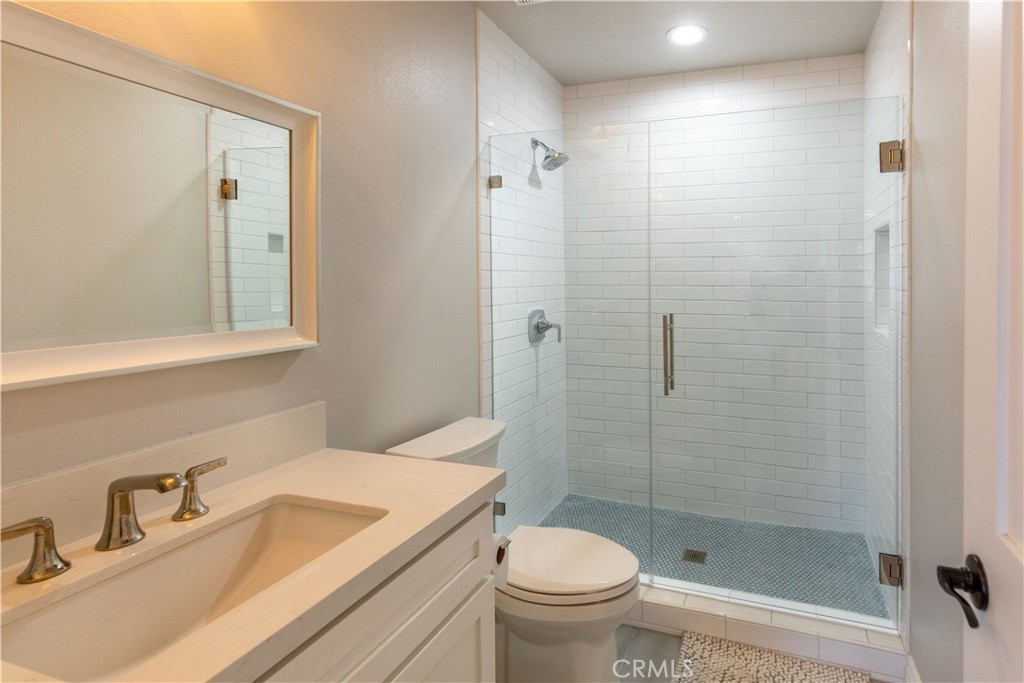 15 Ocean Crest Court