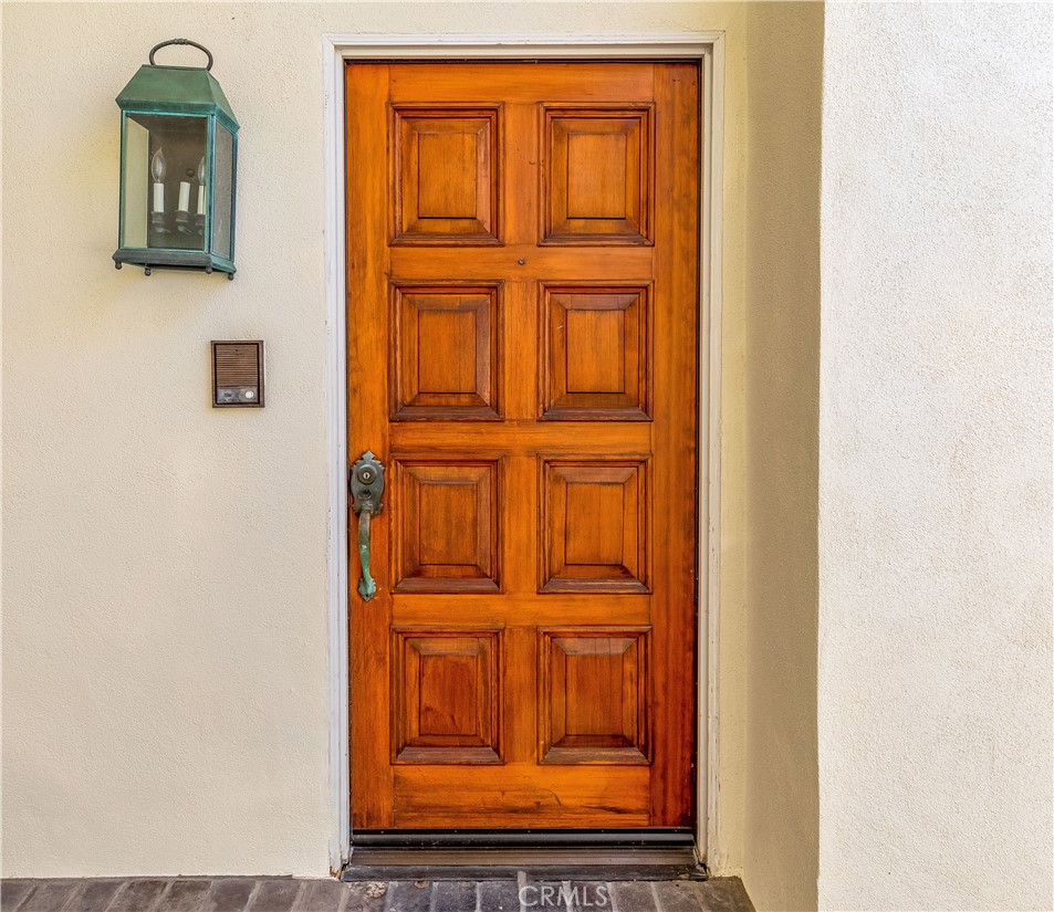 15 Ocean Crest Court